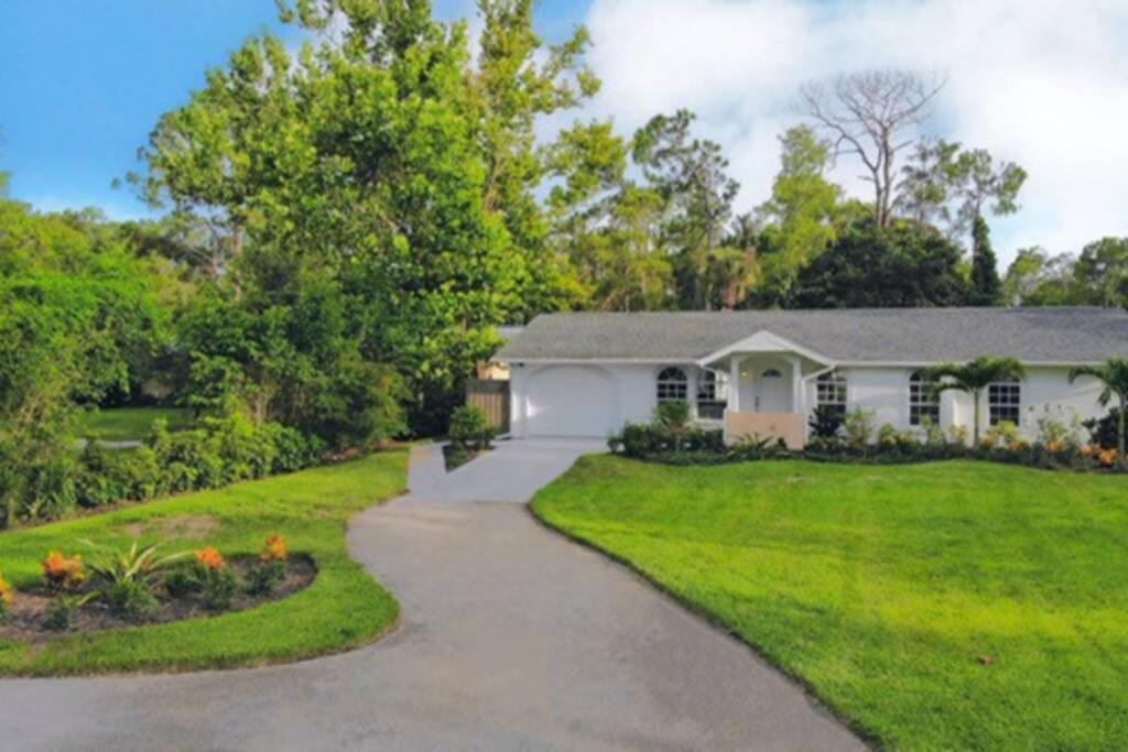 Cheerfull 4/Bed/ 3 Bath / Pool / Best Location North North Naples Εξωτερικό φωτογραφία