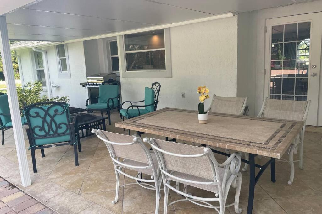 Cheerfull 4/Bed/ 3 Bath / Pool / Best Location North North Naples Εξωτερικό φωτογραφία
