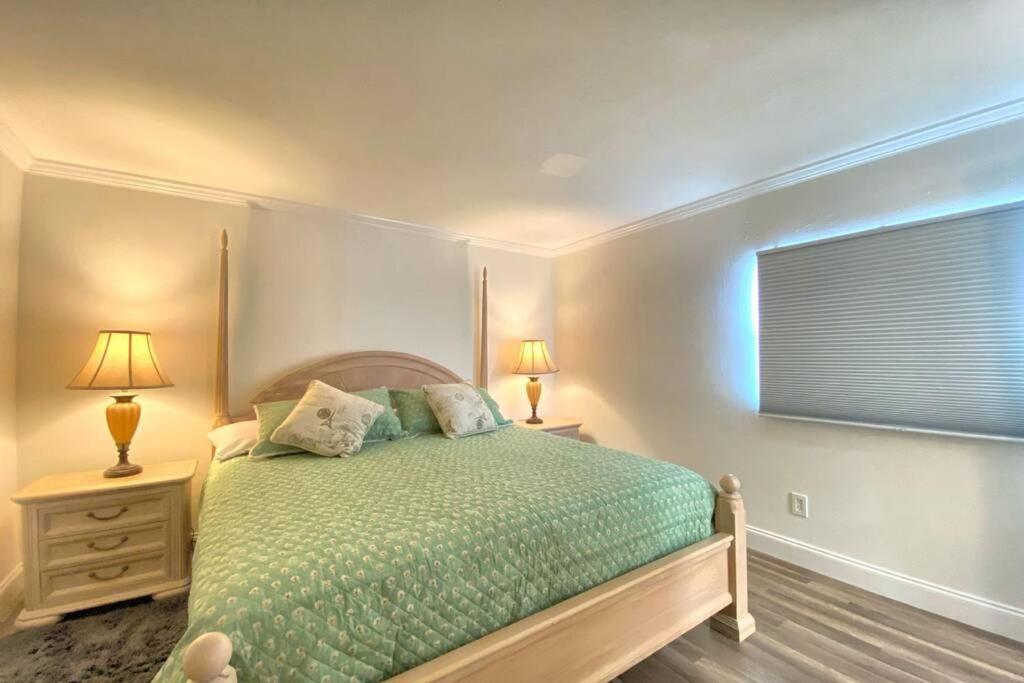 Cheerfull 4/Bed/ 3 Bath / Pool / Best Location North North Naples Εξωτερικό φωτογραφία